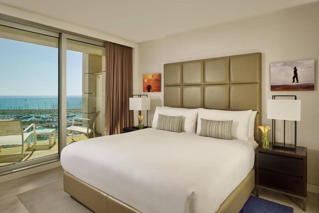 The Ritz-Carlton, Herzelia Exterior foto