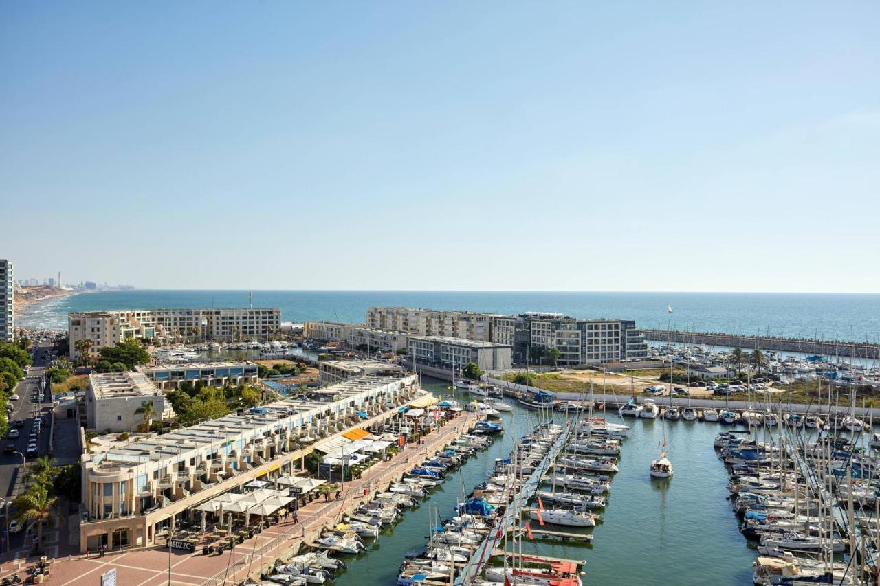 The Ritz-Carlton, Herzelia Exterior foto