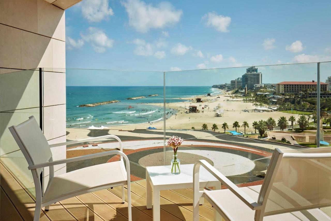 The Ritz-Carlton, Herzelia Exterior foto