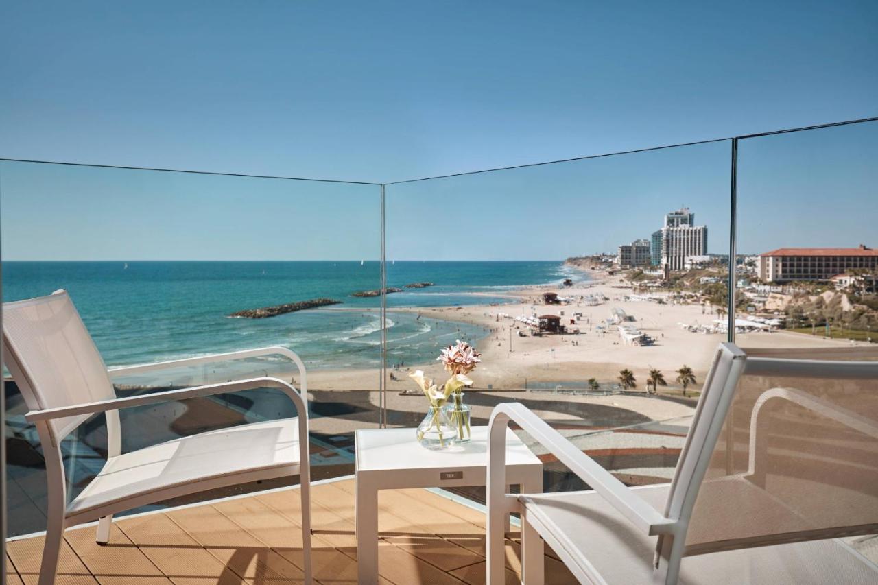 The Ritz-Carlton, Herzelia Exterior foto
