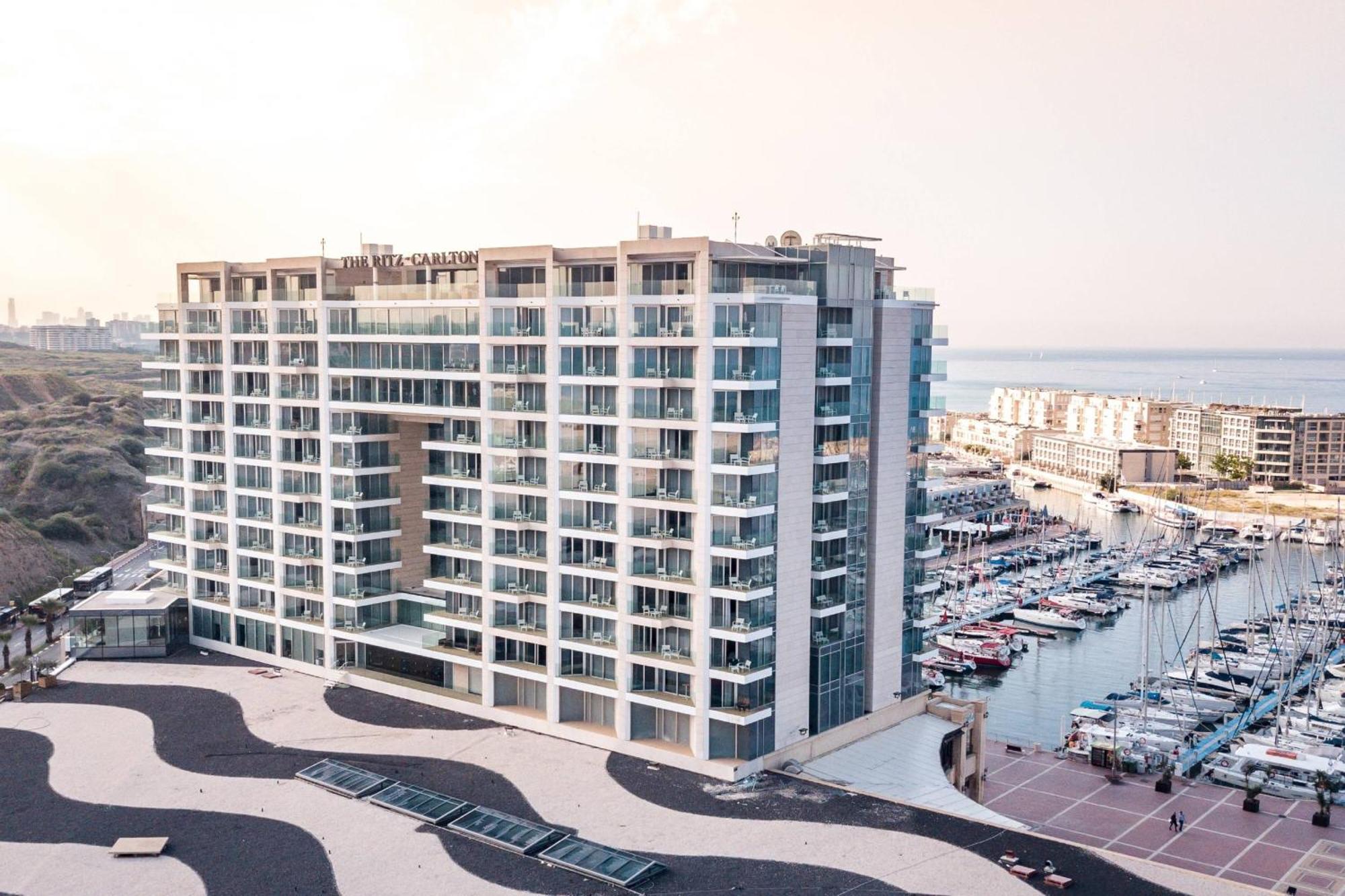 The Ritz-Carlton, Herzelia Exterior foto